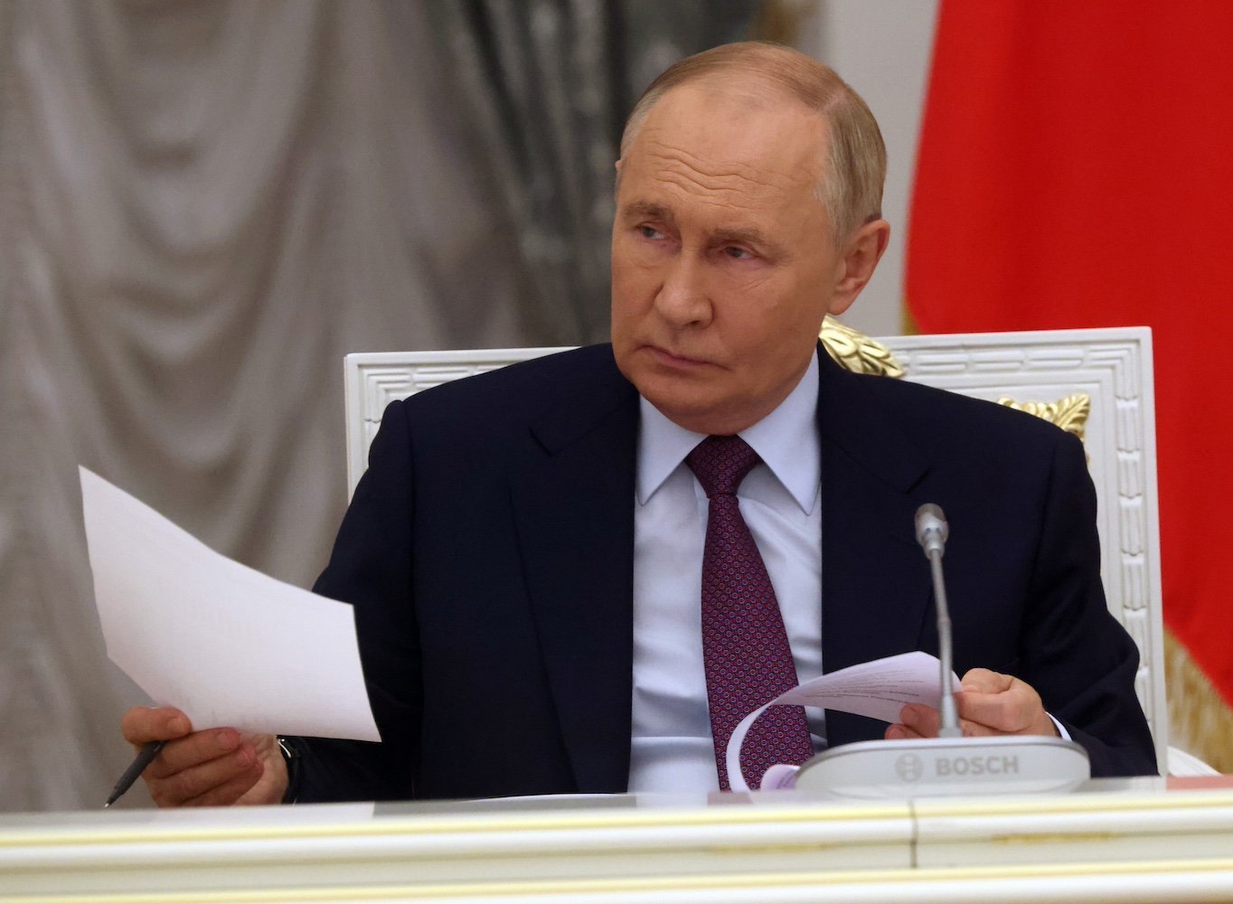 Putin Dangles a Nuclear Arms Treaty While Accusing Ukraine of 'Hysteria'