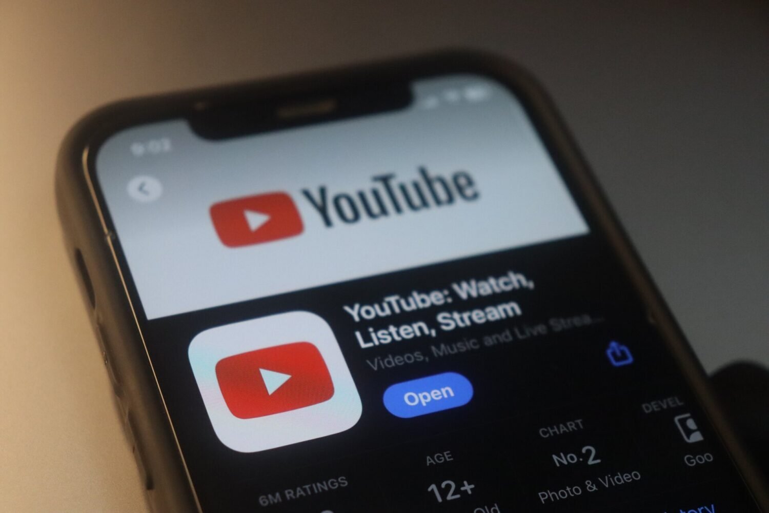 YouTube's Ad-Free Premium Plans Just Got a Cheaper Tier